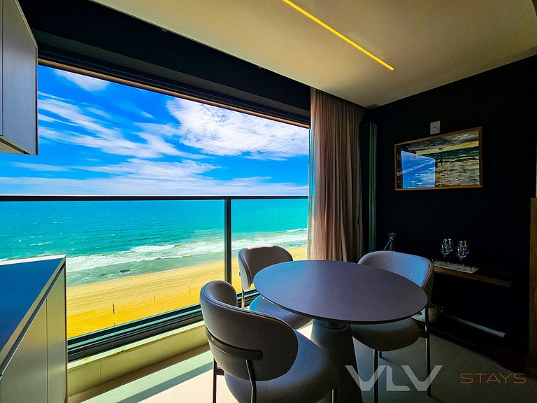 ART906 Perfect Beach Front by VLV Stays