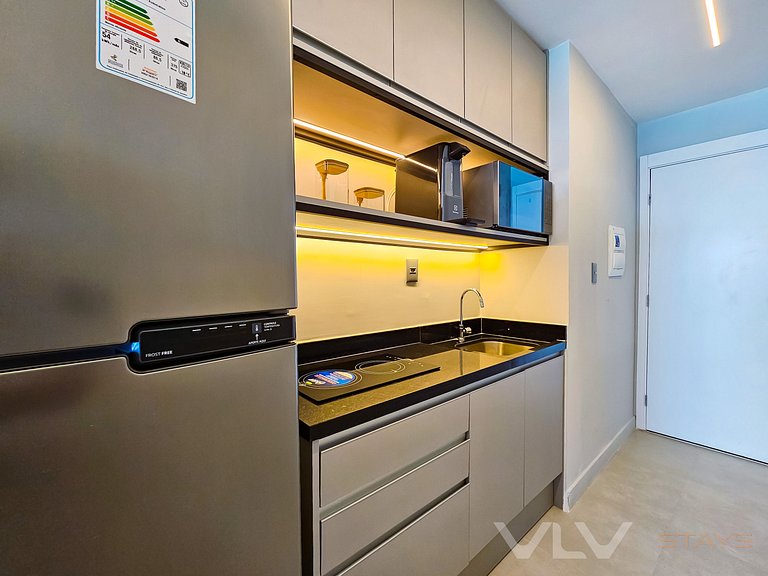 ART906 Perfect Beach Front by VLV Stays