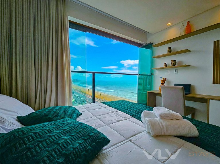 ART1041 Perfect sea view w/parking by VLV Stays