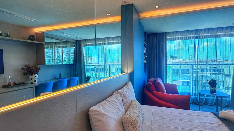 ART235 Very well deocrated w/ parking by VLV Stays