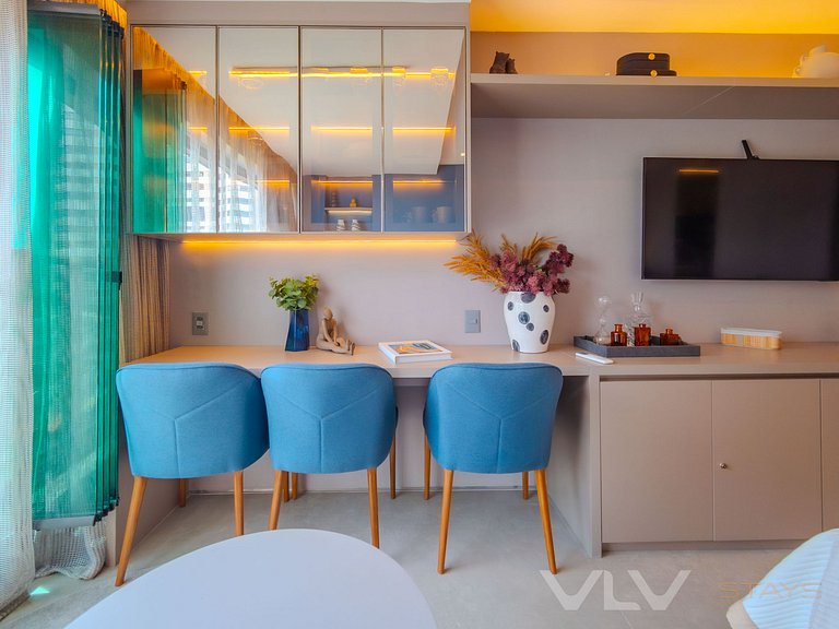 ART235 Very well deocrated w/ parking by VLV Stays