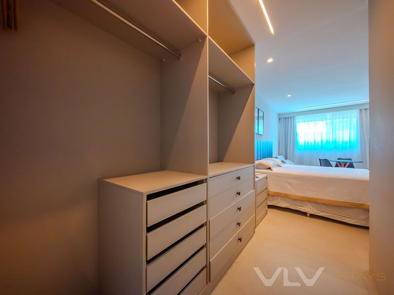 ART142 Beautiful studio w/parking by VLV Stays