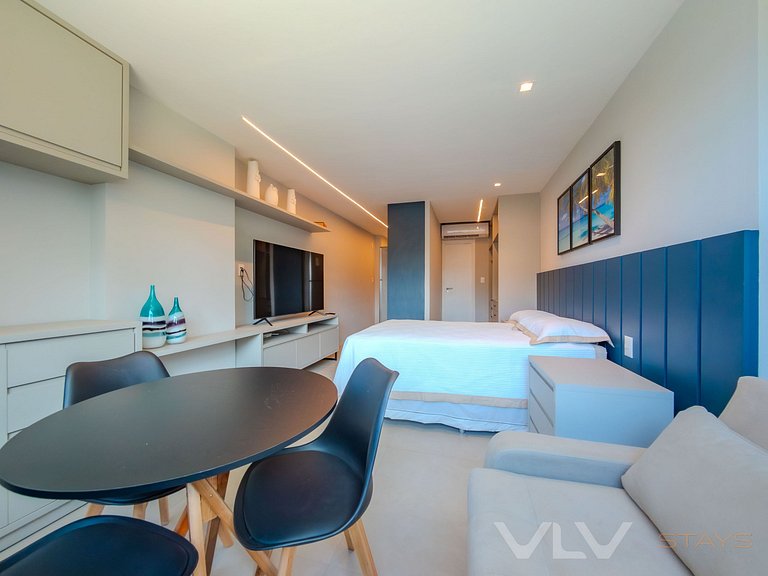 ART142 Beautiful studio w/parking by VLV Stays