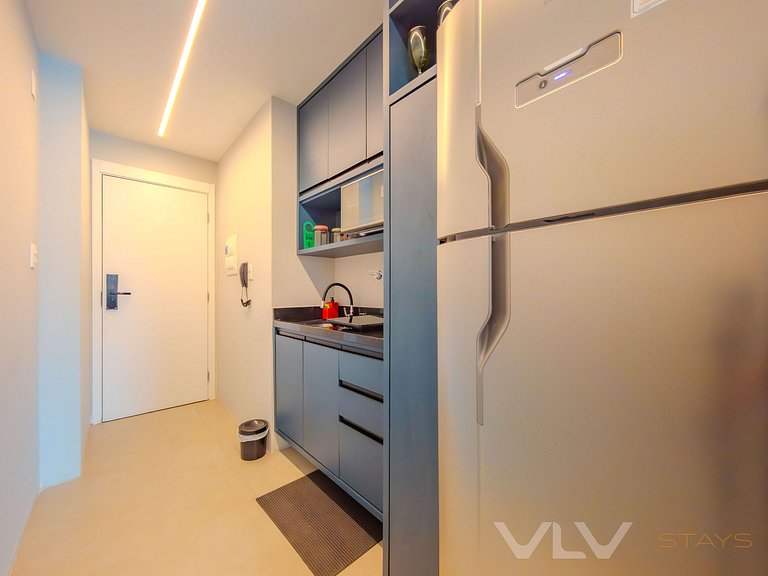 ART142 Beautiful studio w/parking by VLV Stays