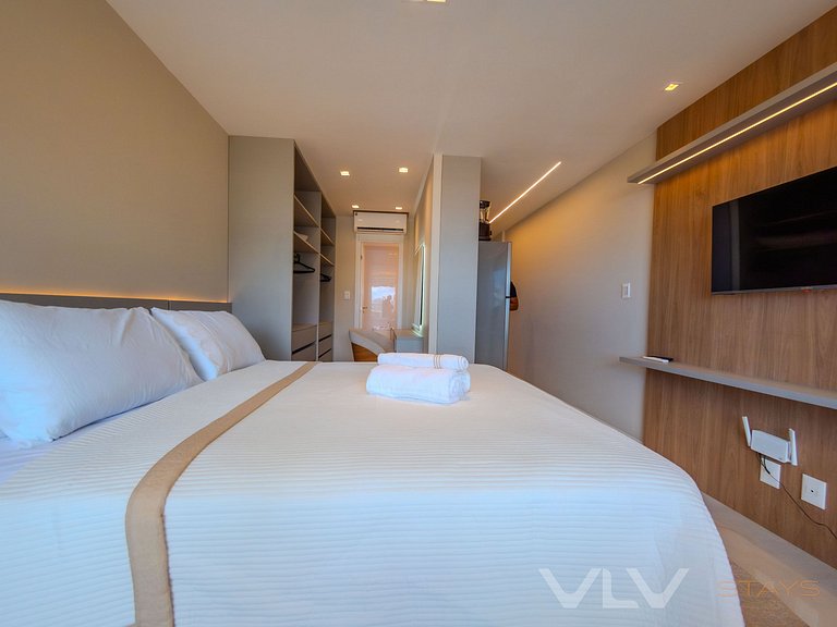 ART337 Cozy studio side sea view by VLV Stays