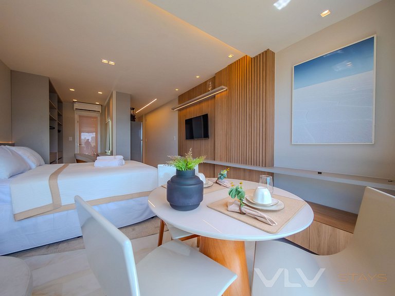 ART337 Cozy studio side sea view by VLV Stays