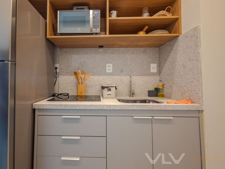 ART337 Cozy studio side sea view by VLV Stays