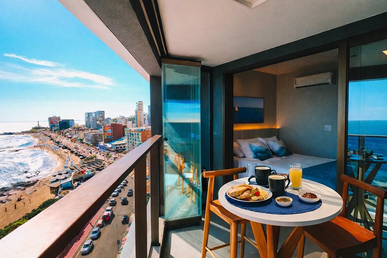 Spot1003 Beach Front Studio by VLV Stays