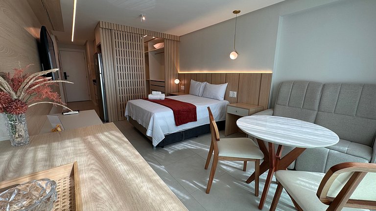 ART729 Beautiful and Modern by VLV Stays