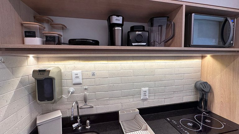 ART729 Beautiful and Modern by VLV Stays