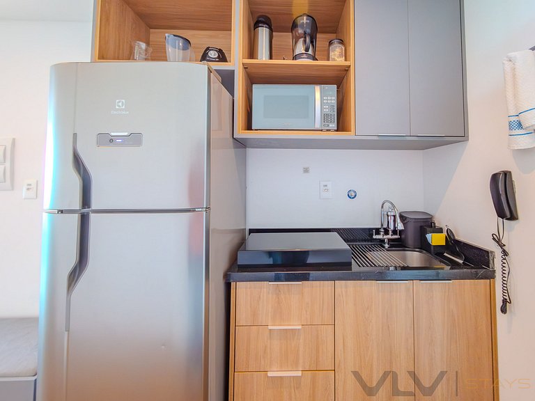 ART308 Ultra Spacious Unit on ART Studio by VLV Stays