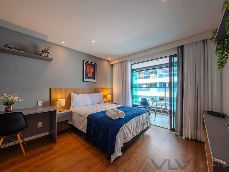 ART420 Studio com varanda lateral mar by VLV Stays