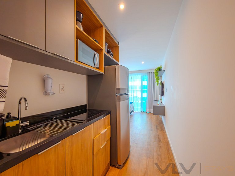 ART420 Studio com varanda lateral mar by VLV Stays