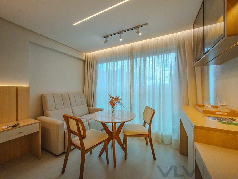 ART729 Beautiful and Modern by VLV Stays