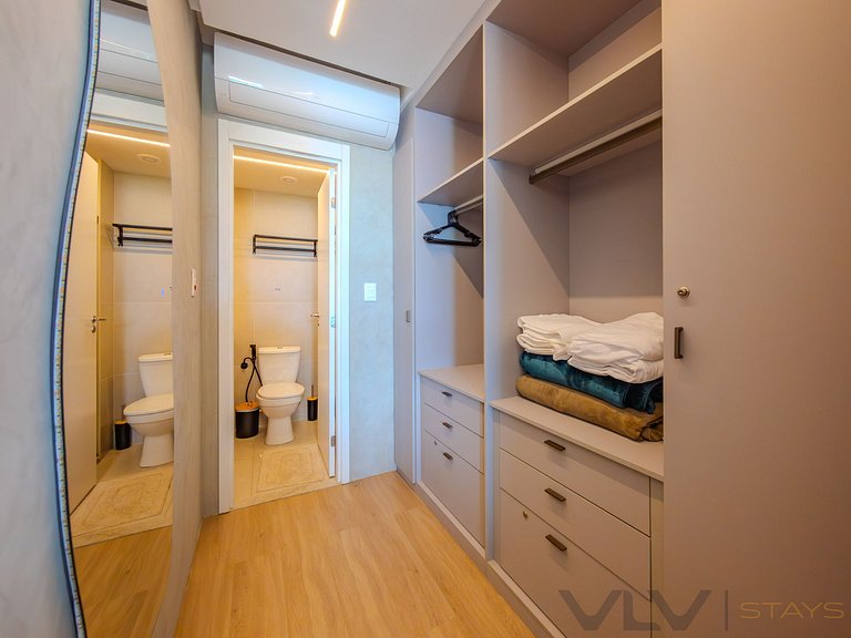 ART840 Orla + Academia + Rooftop by VLV Stays