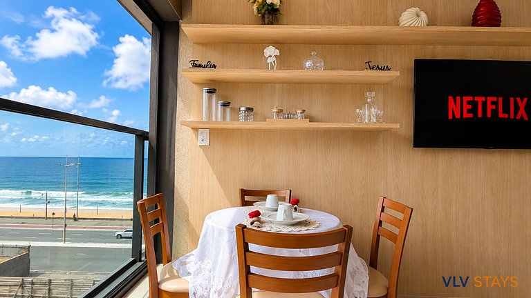 ART440 Studio com vista parcial do mar by VLV Stays