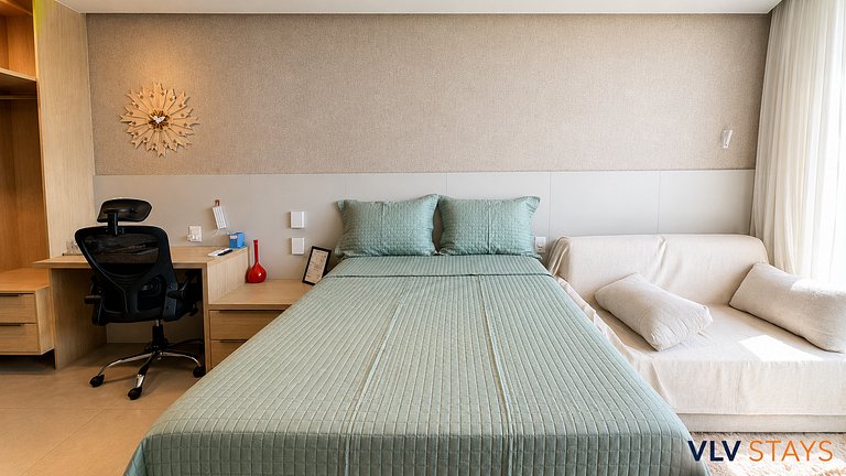 ART440 Studio com vista parcial do mar by VLV Stays