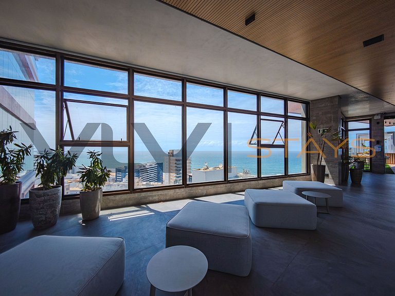 LIT Rooftop, SkyBridge e vista mar by VLV Stays