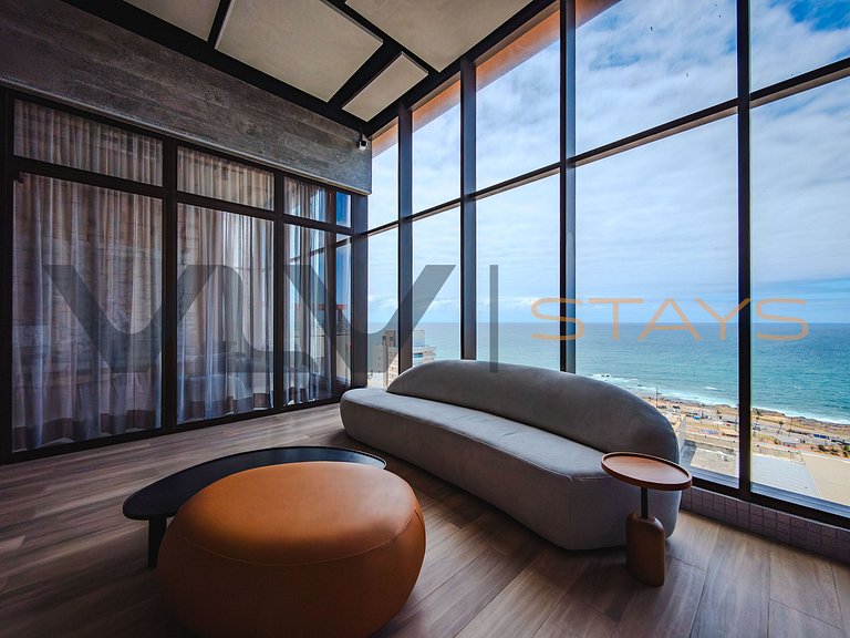LIT Rooftop, SkyBridge e vista mar by VLV Stays